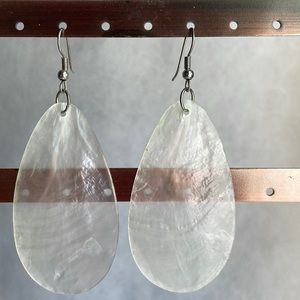 Lovely natural “white” genuine capiz shell pearl earrings